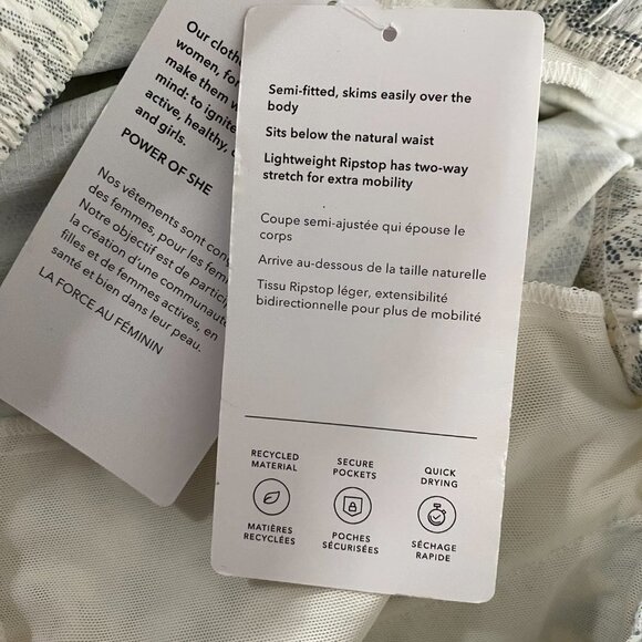 Athleta Trekkie Convertible Hike Pants‎ Size 22 Floral Ripstop NWT PT-2093 - Picture 11 of 16